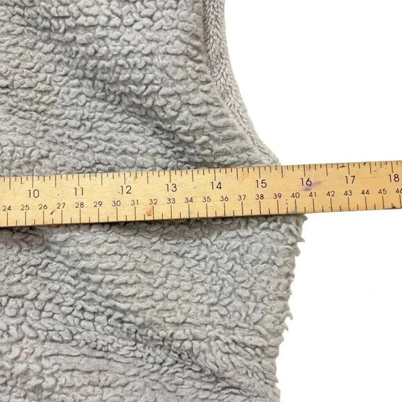 Widgeon Girls Hooded Faux Fur Vest Gray Size L Casual Fall Zip Up - Picture 5 of 7